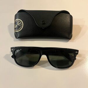 Ray-Ban “New Wayfarer Classic” Polarized Sunglasses